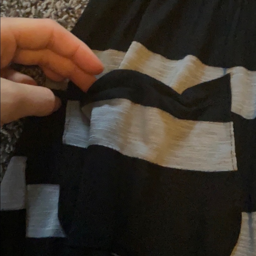 Bathing suit cover - Picture 3 of 3